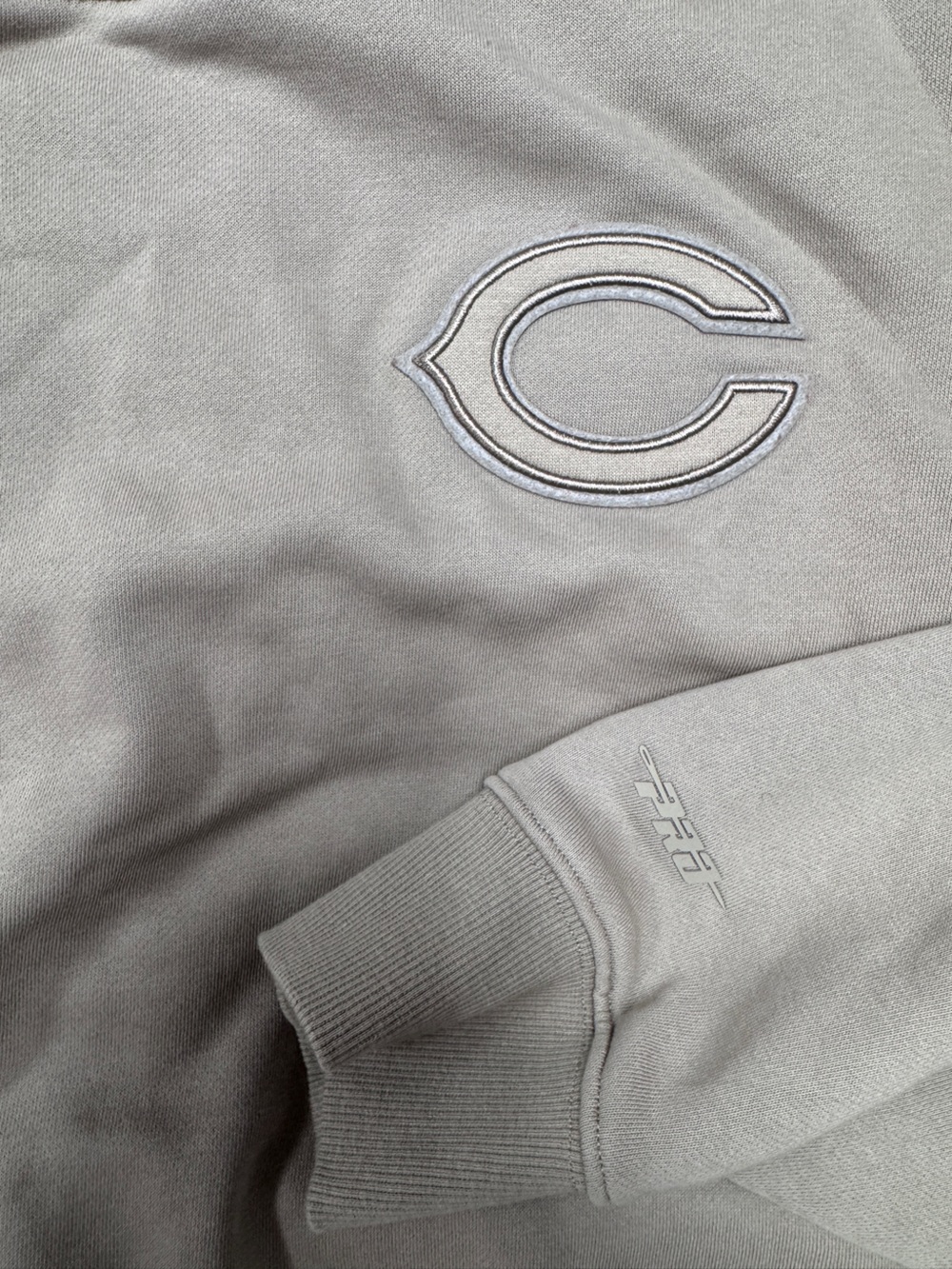 Pro Standard Chicago Bears Oversized Patched Sweatshirt – Women’s XL, Taupe - Picture 5 of 8
